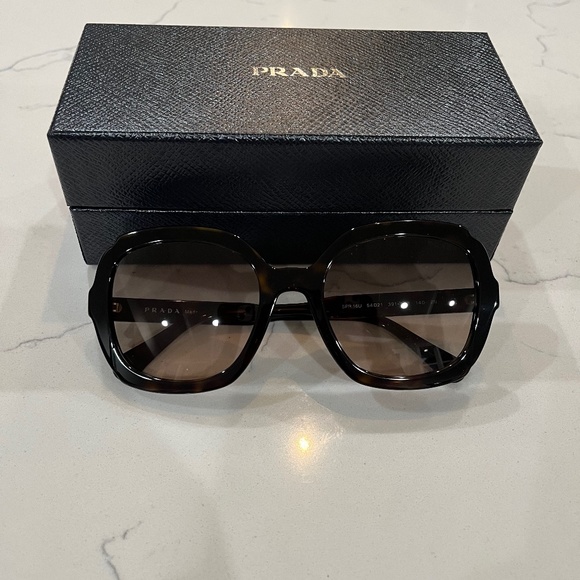 New Women’s Prada Le Cadorna Square Tortoise Shell...